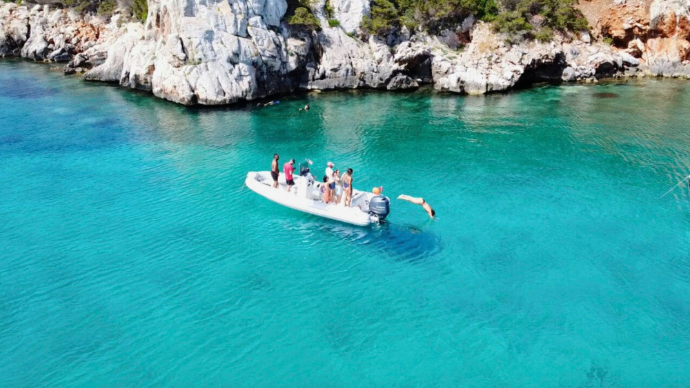 Alghero: Dinghy Tour With Snorkeling in Porto Conte and Capo Caccia