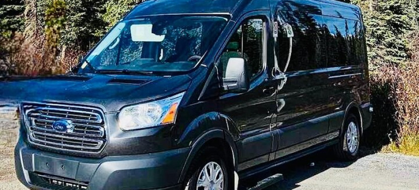 Private Airport Transfer from Calgary to Lake Louise