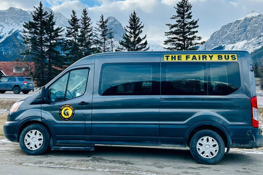 Private Transfer from Canmore Or Kananaskis To Calgary Airport