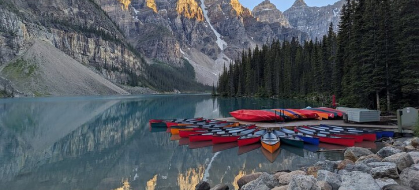 Lake Louise & Moraine Lake Shared Shuttle from Calgary, Canmore, Banff