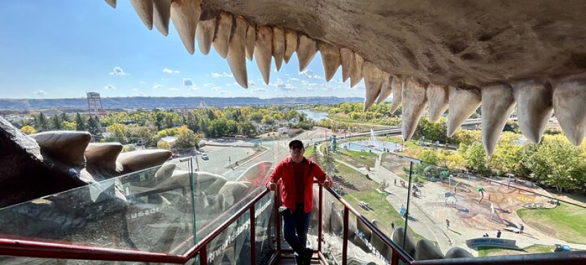 Private Drumheller & Alberta Badlands Tour with Royal Tyrrell Museum