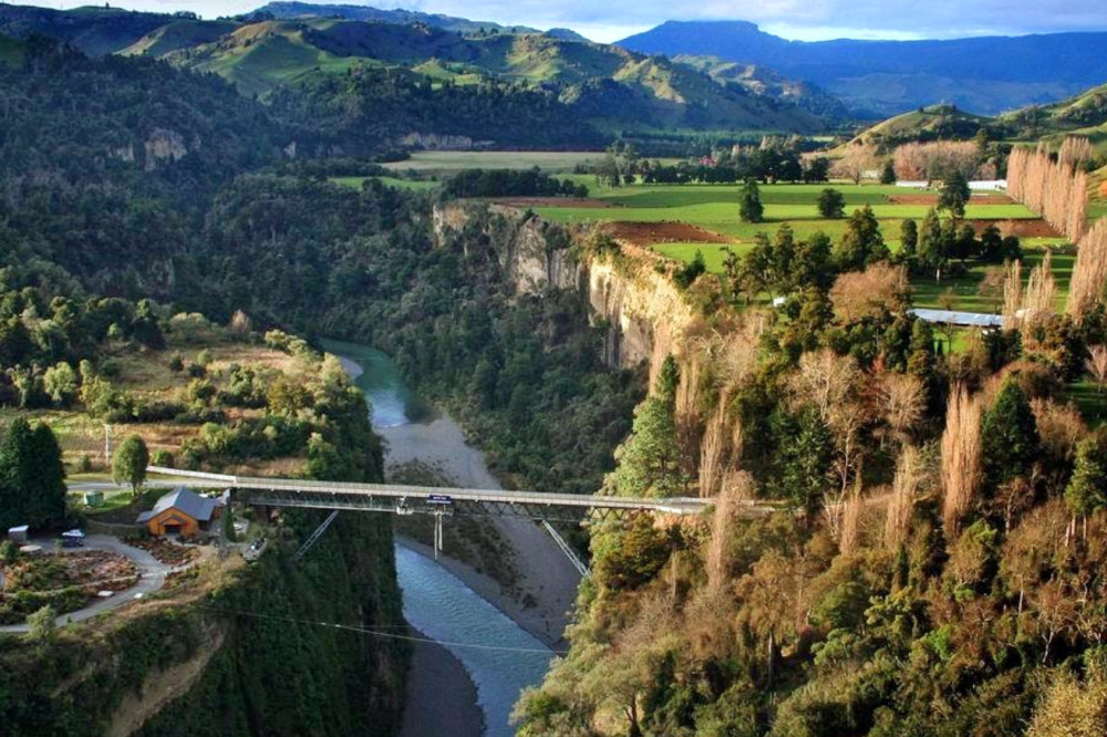 River and Road Adventure: Rafting and Cycling the Rangitikei Valley