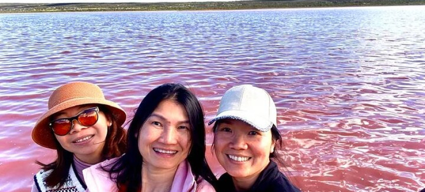 2-Day Small-Group Pink Lake, Nature’s Window & Pinnacles Tour