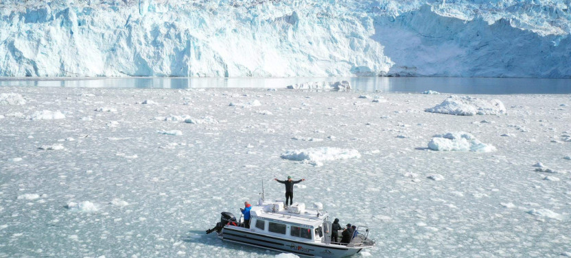 Scenic Boat Day Tour to Calving Eqi Glacier from Ilulissat