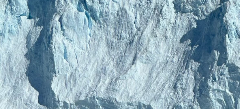 Scenic Boat Day Tour to Calving Eqi Glacier from Ilulissat