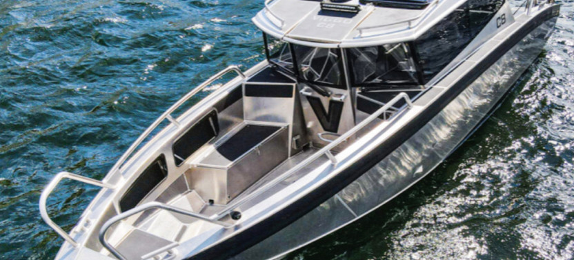High-Speed Qorsuk Boat Rental Through Ilulissat Icefjord with Captain