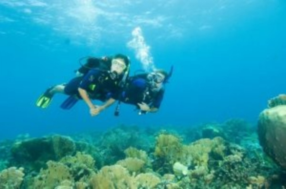 Dubai Discover Scuba Diving With A Conventional Mask