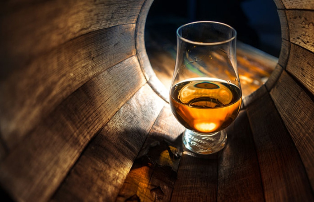 The Lakes, Edinburgh & Speyside Whisky Trail From London - 7 Day