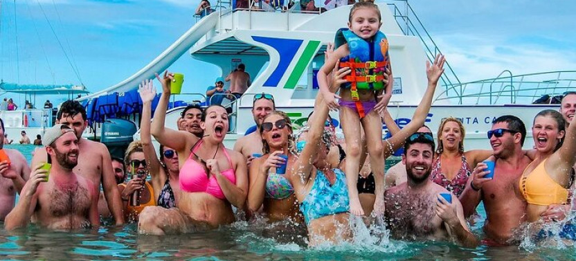 Snorkeling Tour In Punta Cana With Natural Pool And Open Bar