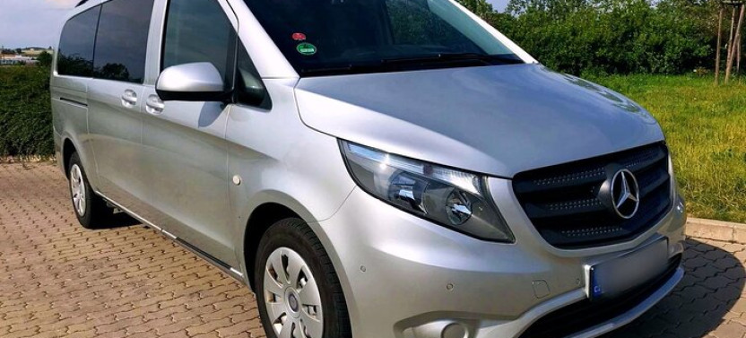 Private One-Way Transfer from Bratislava to Prague