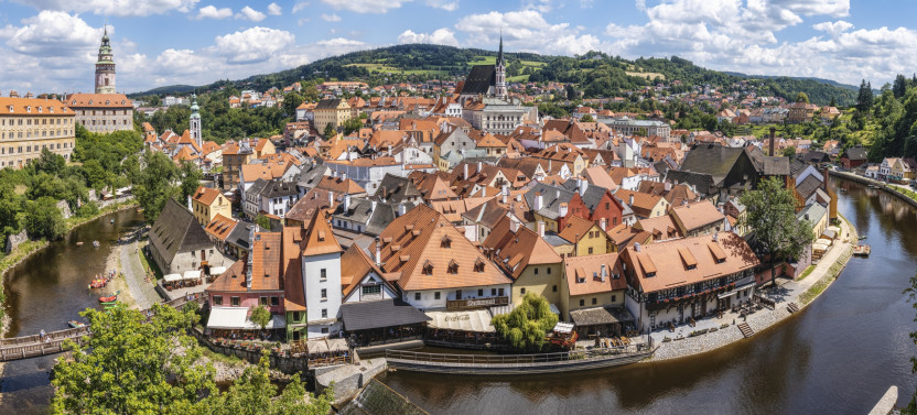 Private Day Trip to Kutná Hora Ossuary & Český Krumlov from Prague