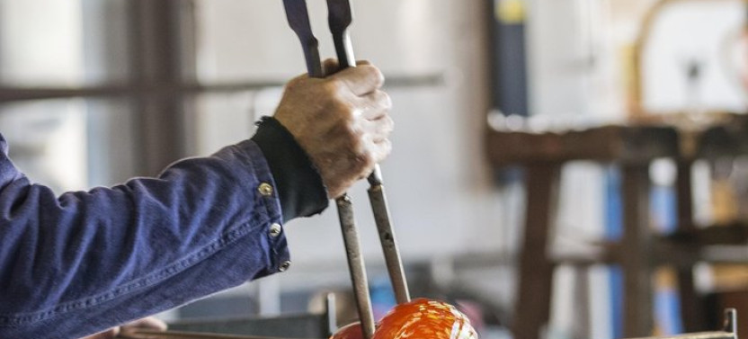 Private All-Inclusive Karlovy Vary & Moser Glassworks Day Trip from Prague