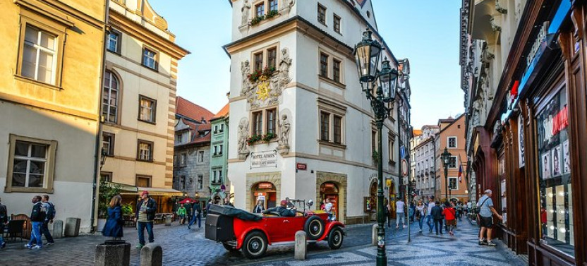 Private Prague & Pilsen Day Tour with Castle, Brewery & Lunch