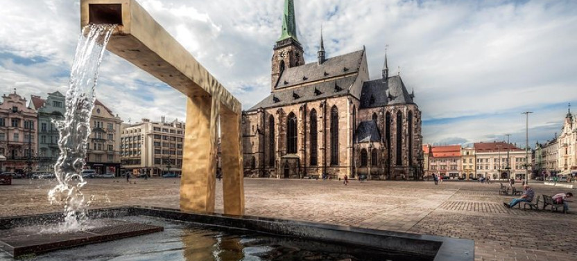 Private Luxury Transfer from Prague to Nuremberg via Pilsner Brewery