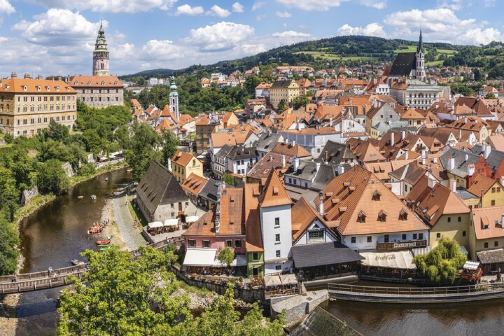 Private Transfer Prague to Salzburg via Český Krumlov and Hallstatt