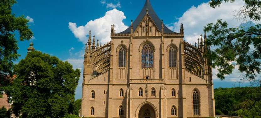 Private Kutna Hora Day Trip from Prague with Lunch and Admissions