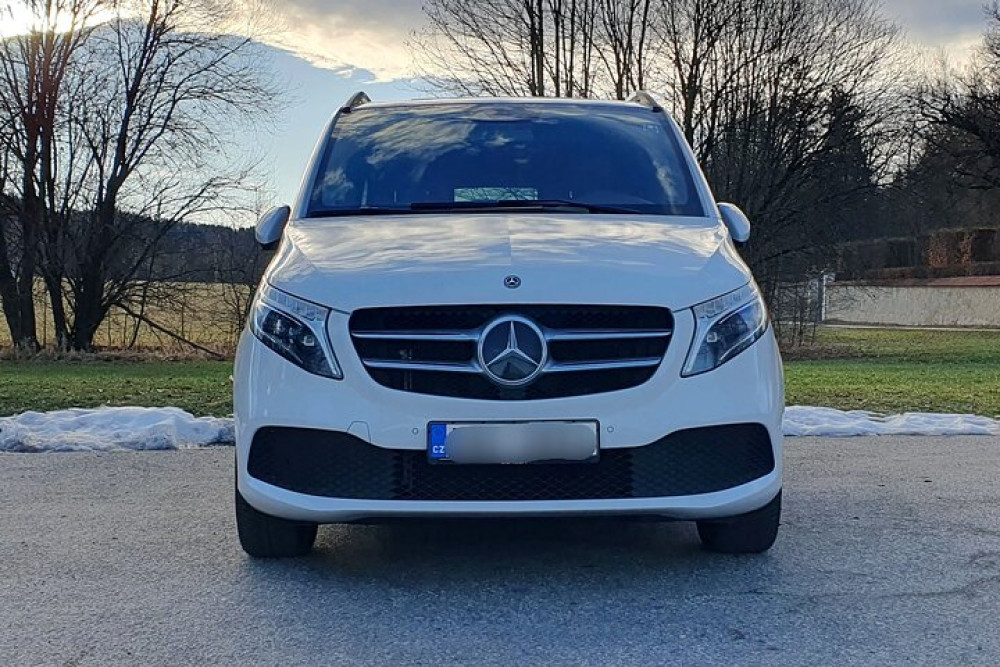 Private Luxury Transfer from Prague to Salzburg