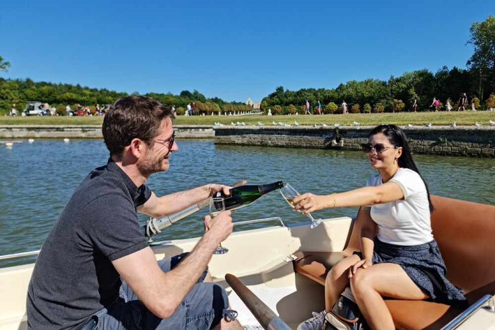 Versailles Golf Cart Guided Tour And Romantic Rowboat With Champagne