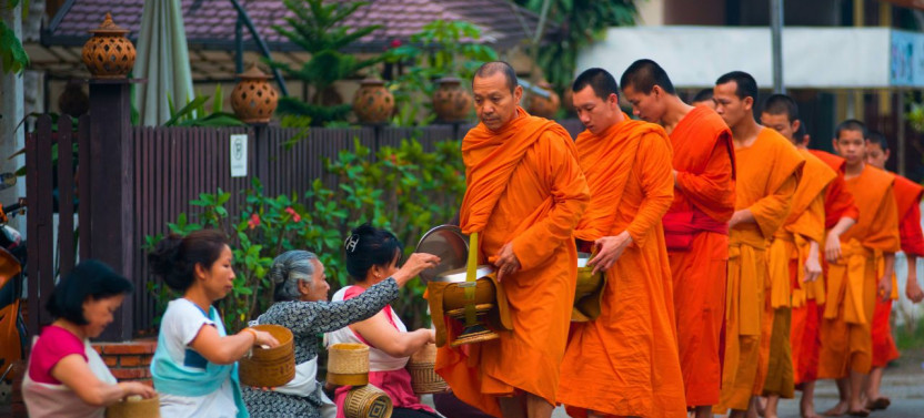 Luang Prabang: Alms Giving Ceremony, Mekong River Cruise & More - Private