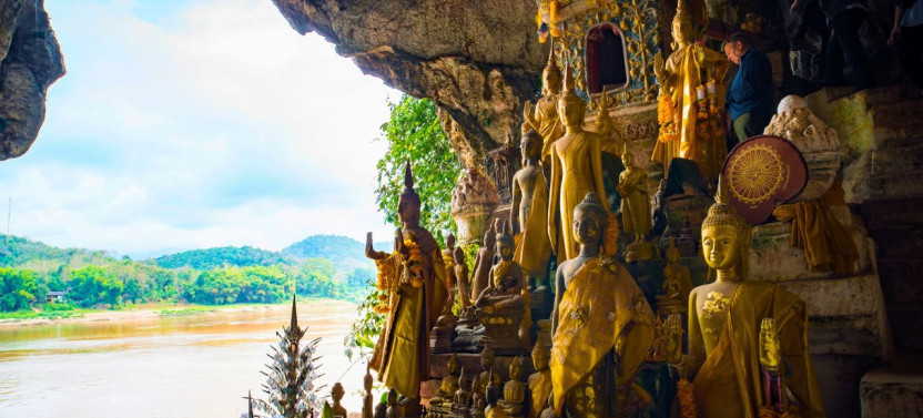Luang Prabang: Alms Giving Ceremony, Mekong River Cruise & More - Private