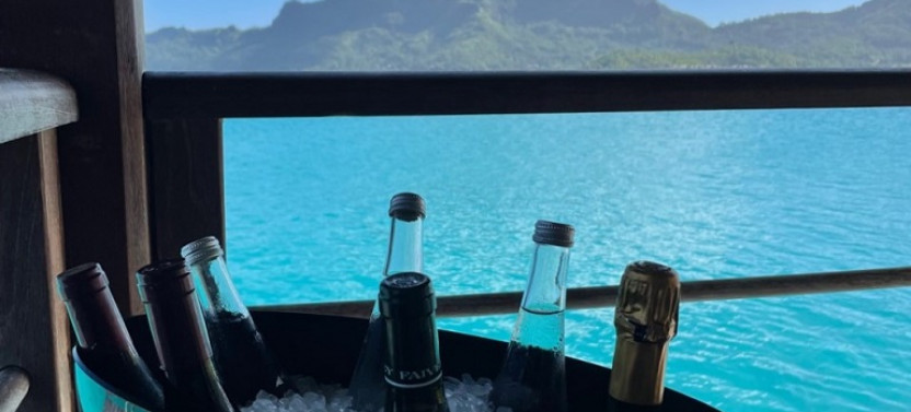 Private Wine Tasting at Restaurant Saint James with Boat Transfer