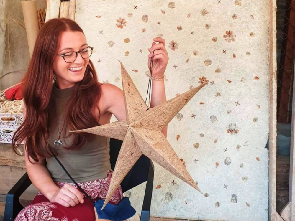 Luang Prabang: Mulberry Saa Paper and Lantern Making Private - Morning