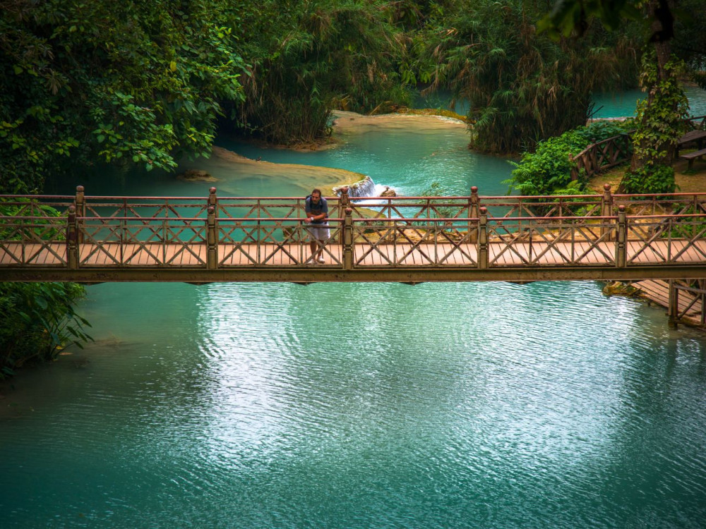 Luang Prabang: Mountain Trek to Kuang Si Waterfall with Lunch