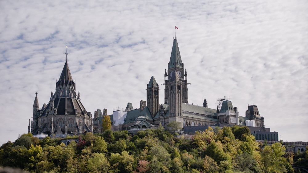 Private Tour Of Ottawa with Rideau Canal cruise