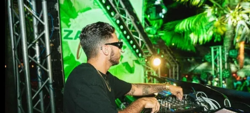 Curacao Saturday Night Fever: Bites, Karaoke & Bar Hopping