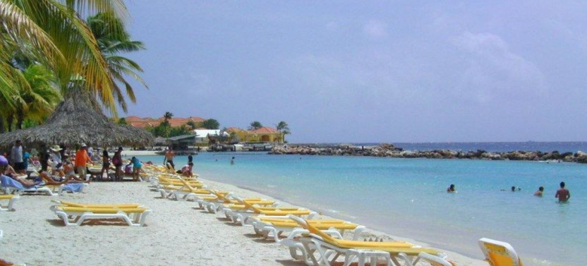 Curacao Beach And Hato Caves Tour