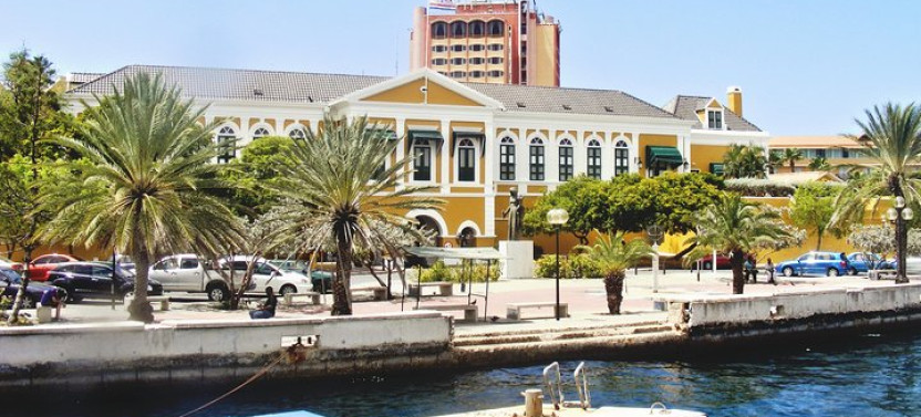 Curacao City, Shop And Beach Tour