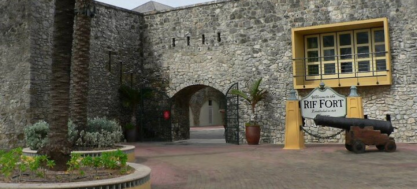 The Curacao's Colorful History Walking Tour