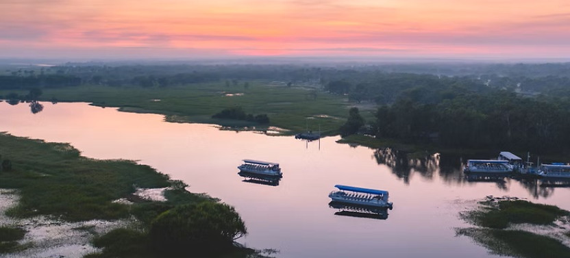 Kakadu Sunset Tour with Yellow Water Cruise & Dinner from Darwin