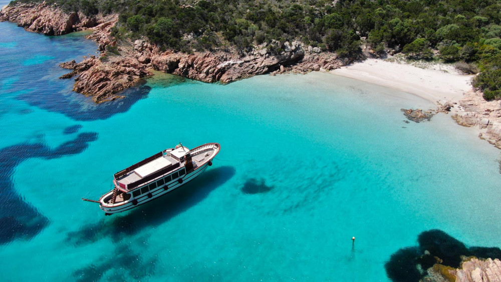 From Palau: Motorboat Tour of the La Maddalena Archipelago
