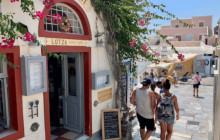 Holiday Tours Santorini1