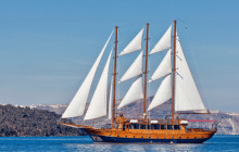 Holiday Tours Santorini5