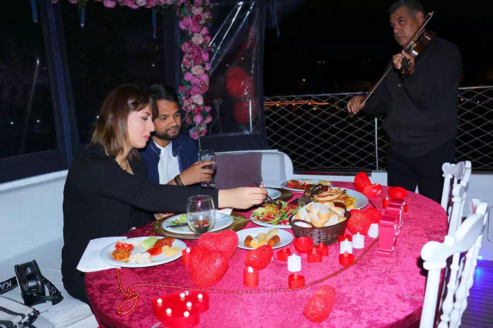 Romantic Yacht Marriage Proposal with Violin by Bosphorus Sunset