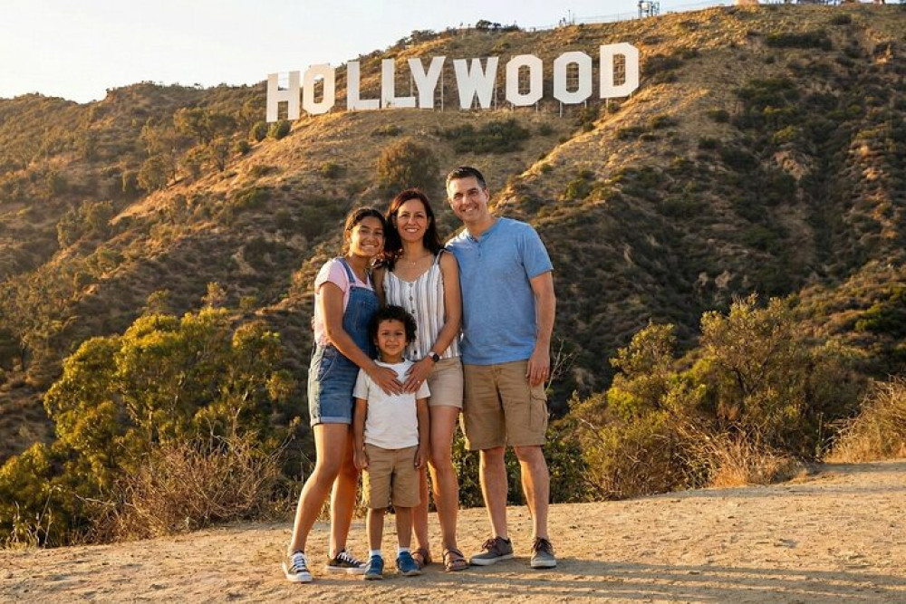 Los Angeles Highlights Tour With Hollywood Sign, Beverly Hills & Beaches
