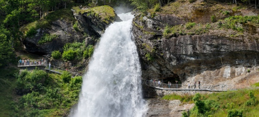 Guided Day Tour - Hardangerfjord, Voss Gondola & 3 Great Waterfalls