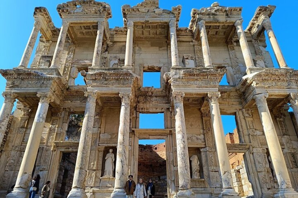 Skip-the-Line Ephesus & Wine Tasting Tour from Kusadasi Port