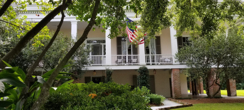 New Orleans Garden District Tour