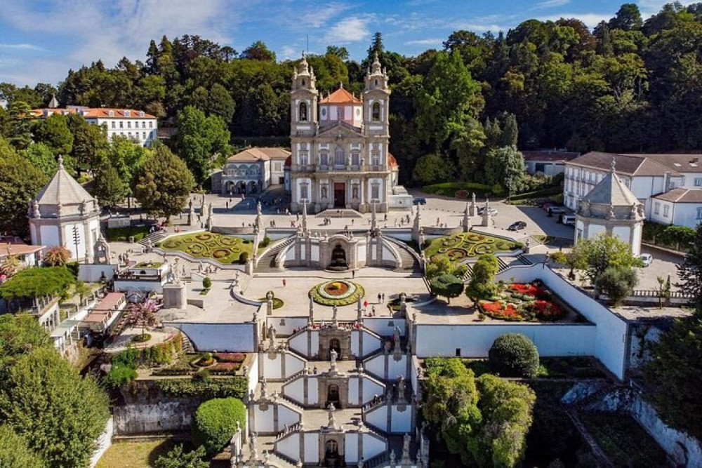 Braga E GuimarÃes: Private Historic Tour From Porto