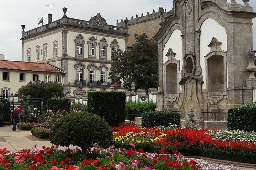 Private Full-Day Barcelos, Ponte de Lima & Viana do Castelo Tour from Porto