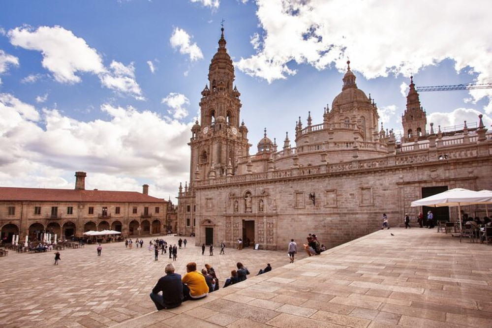 Private Transfer Porto to Santiago with Scenic Stops in Portugal & Galicia
