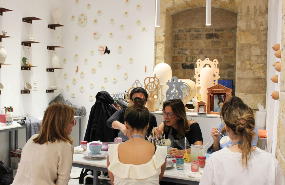 Pottery Painting Workshop in Palermo