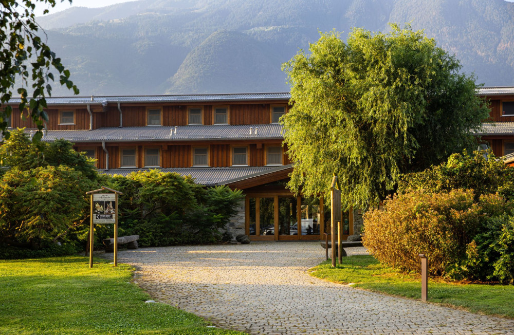 Farm Tour with Cheese Making Workshop near Lake Como