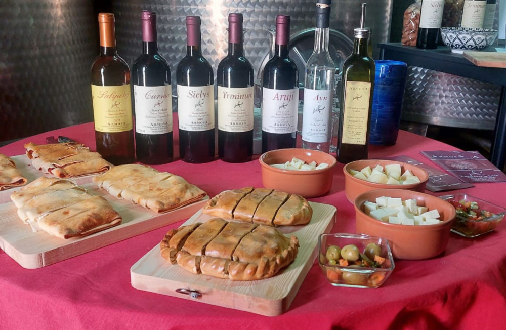 Winery Tour with Wine Tasting & Local Food near Ragusa