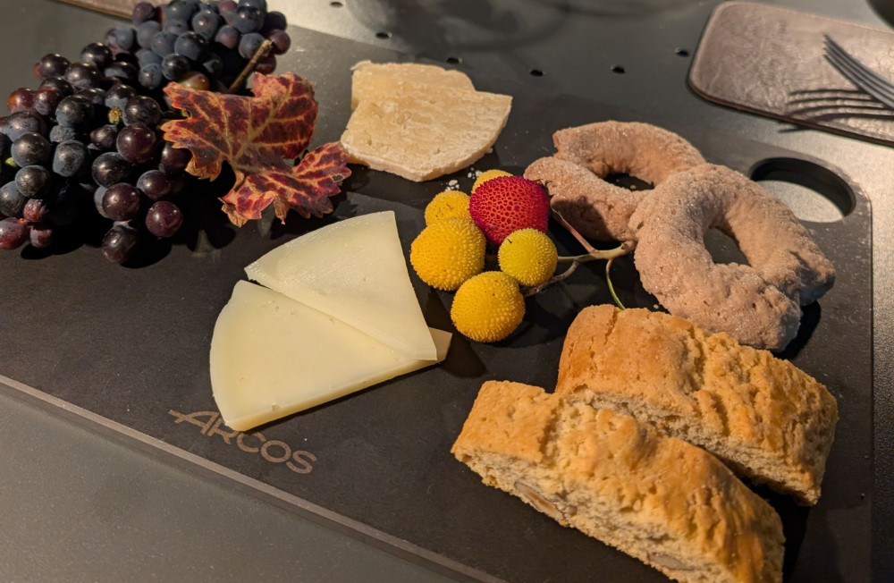 Fine Spirits Tasting & Regional Food Platter near Chianciano