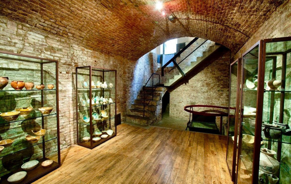 Siena Palio District Museum: Belonging to a Neighborhood