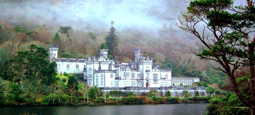 Guided Connemara, Kylemore Abbey & Sheep Herding Tour from Galway City